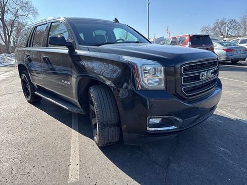 Used 2019 GMC Yukon SLT image 2