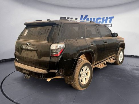 Used 2022 Toyota 4Runner SR5 image 3