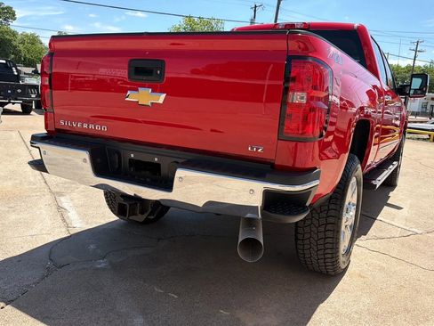 Used 2018 Chevrolet Silverado 2500 LTZ w/ Duramax Plus Package AWD/4WD image 3