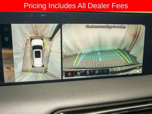 Certified 2025 Nissan Armada SL w/ Captain's Chari Seat Package AWD/4WD image 17