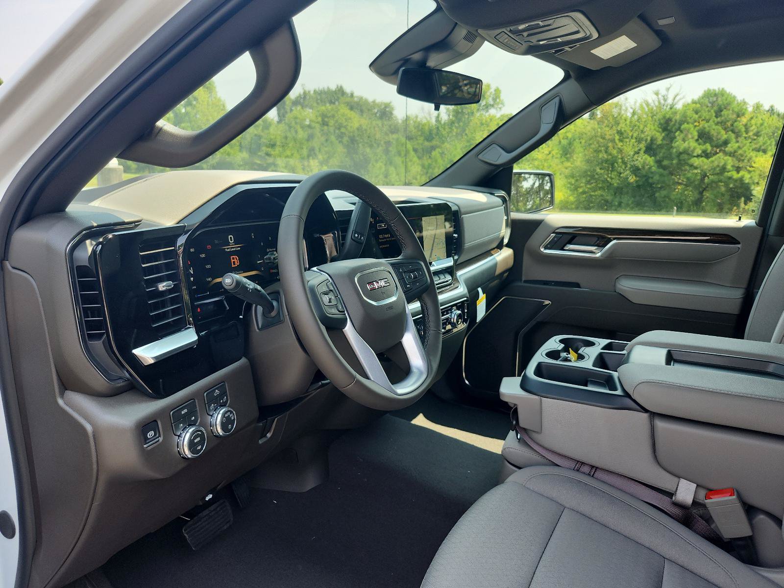 New 2026 GMC Sierra 1500 SLE AWD/4WD image 11