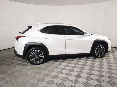 Certified 2024 Lexus UX 250h FWD image 4
