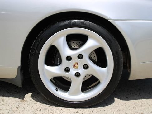 Used 2000 Porsche 911 Cabriolet image 30
