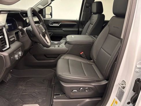 New 2026 GMC Sierra 2500 Denali w/ Denali Reserve Package image 10