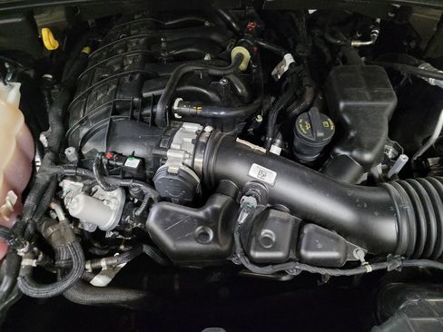 Used 2022 Jeep Grand Cherokee L Laredo w/ Luxury Tech Group I image 30