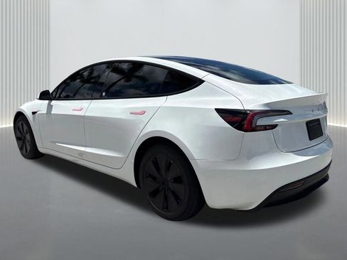 Used 2024 Tesla Model 3 Standard Range RWD image 7
