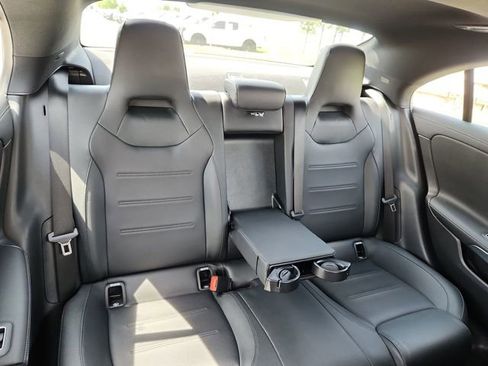 Used 2020 Mercedes-Benz CLA 250 4MATIC image 30