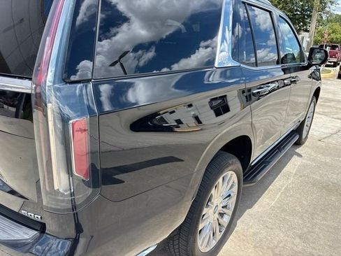 Certified 2023 Cadillac Escalade Premium Luxury RWD image 8