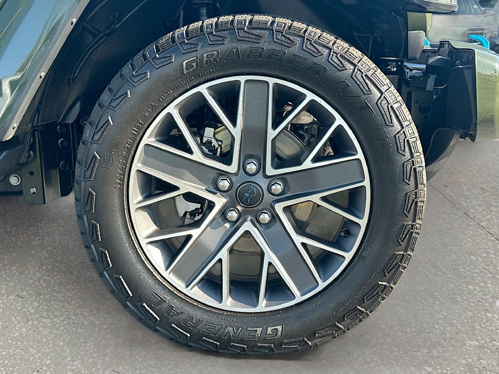 Used 2024 Jeep Wrangler High Altitude AWD/4WD image 32