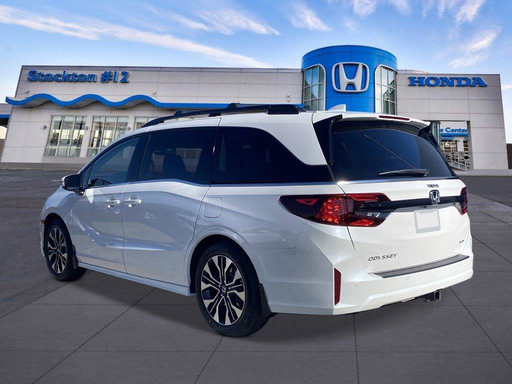 New 2027 Honda Odyssey Elite image 2