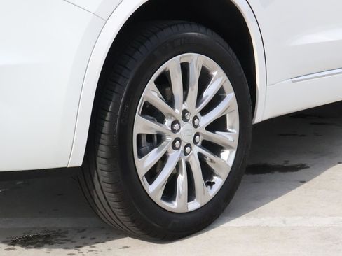 Certified 2023 Cadillac XT6 Premium Luxury image 12