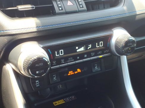 Certified 2023 Toyota RAV4 XSE AWD/4WD image 18