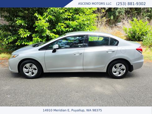 Used 2013 Honda Civic LX image 2