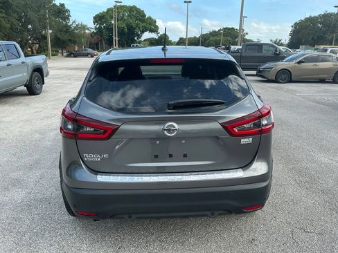 Used 2020 Nissan Rogue Sport S w/ Appearance Package FWD image 7