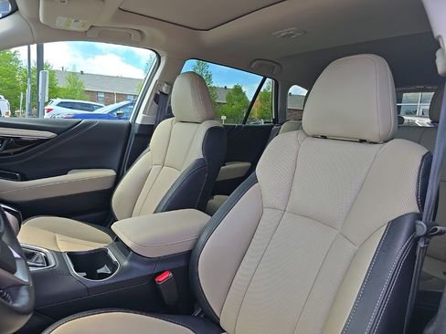 Certified 2025 Subaru Outback Limited XT AWD/4WD image 15
