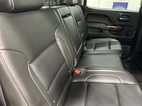 Used 2015 GMC Sierra 2500 SLT w/ Duramax Plus Package AWD/4WD image 26