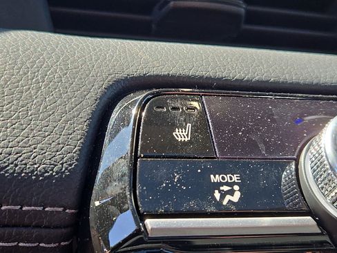 Used 2025 Honda Pilot Touring image 27