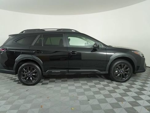 Certified 2025 Subaru Outback Onyx Edition AWD/4WD image 8