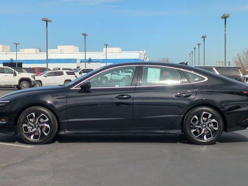 Certified 2025 Hyundai Sonata SEL FWD image 4