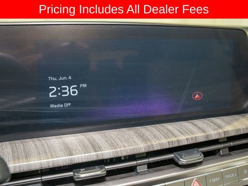 Used 2025 Kia Telluride EX FWD image 15