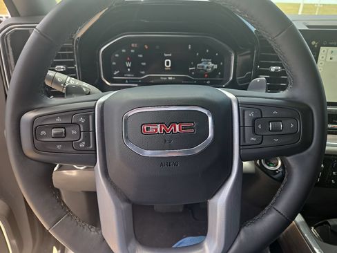 Used 2024 GMC Sierra 1500 SLT AWD/4WD image 7