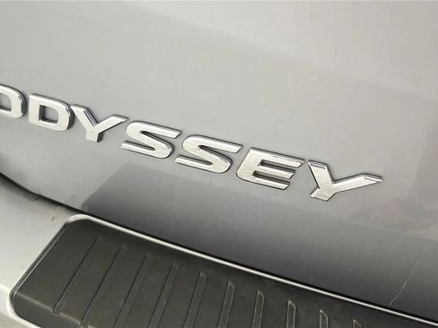Used 2021 Honda Odyssey EX-L image 17
