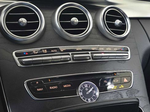 Used 2017 Mercedes-Benz C 300 Sedan image 31