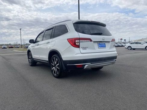 Certified 2022 Honda Pilot Touring image 3