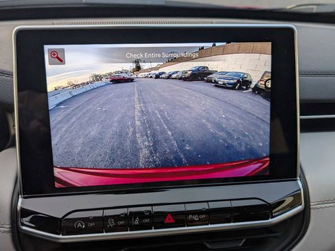 New 2026 Jeep Compass Limited w/ Sun, Sound & Navigation Group image 18