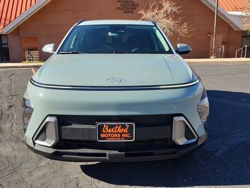 Used 2024 Hyundai Kona SEL image 5