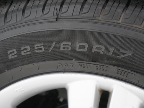 Used 2011 Hyundai Tucson GLS image 22