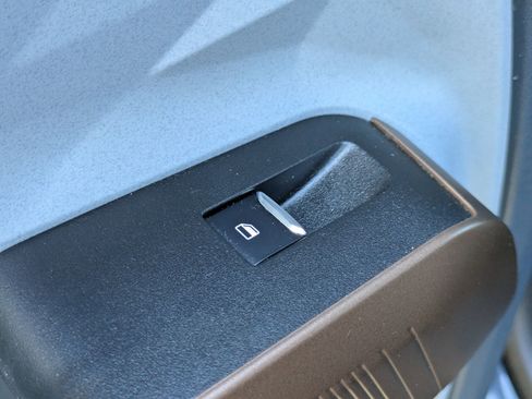 Certified 2023 Ford Maverick Lariat w/ Lariat Luxury Package image 27