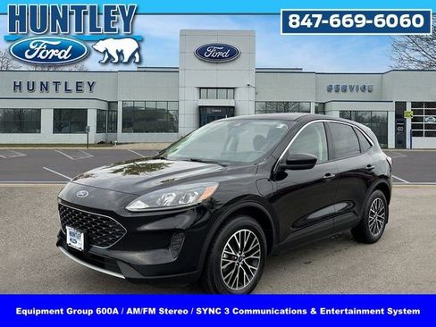 Used 2021 Ford Escape SE w/ Cold Weather Package image 1