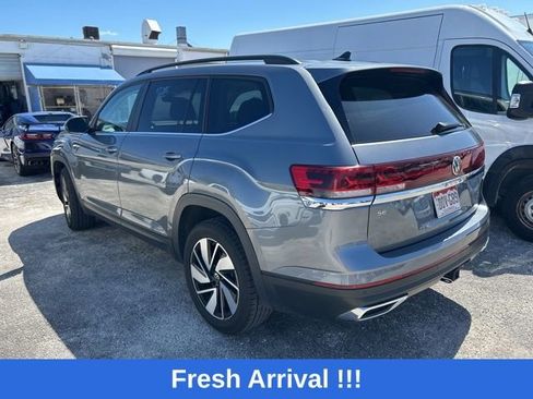 Used 2024 Volkswagen Atlas SE AWD/4WD image 12