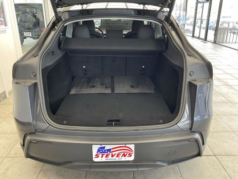 Used 2026 Tesla Model Y AWD image 23