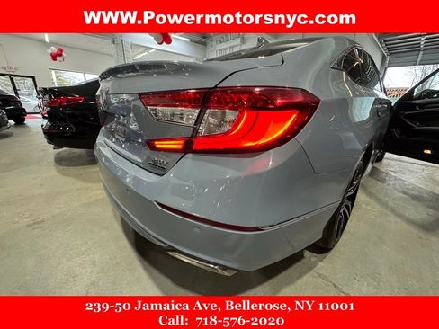 Used 2021 Honda Accord Touring image 11