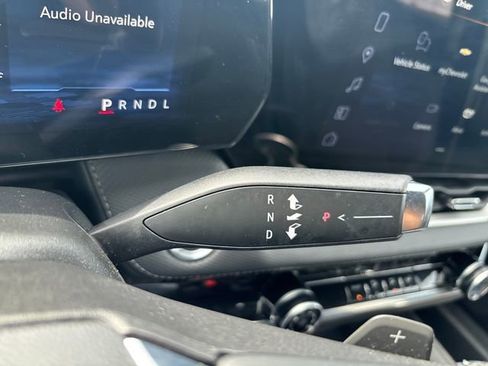 Used 2025 Chevrolet Equinox LT AWD/4WD image 20
