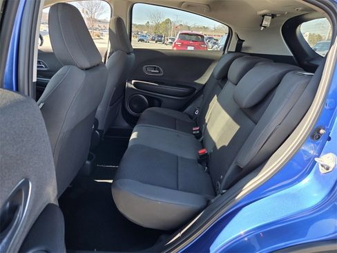 Used 2022 Honda HR-V EX image 6
