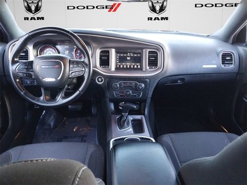 Used 2022 Dodge Charger SXT image 8