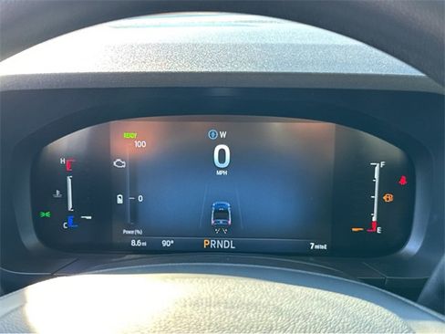 New 2025 Ford Maverick XL image 11