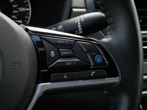 Used 2024 Nissan Altima 2.5 SV w/ SV Premium Package AWD/4WD image 26