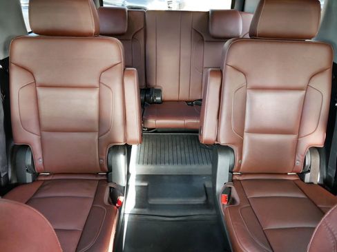 Used 2020 Chevrolet Tahoe Premier w/ Premier Plus Edition image 26