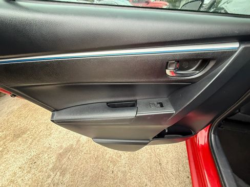 Used 2014 Toyota Corolla S FWD image 19