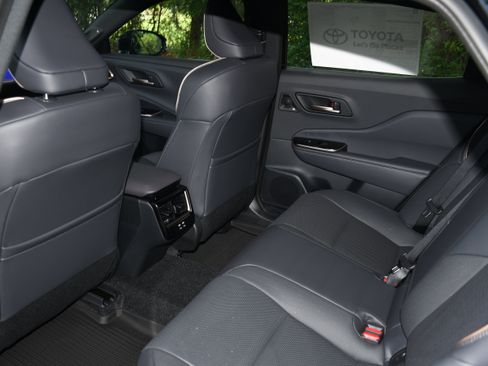 New 2026 Toyota Crown Platinum AWD/4WD image 8