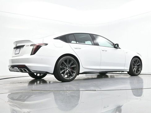 Certified 2025 Cadillac CT5 V RWD image 50