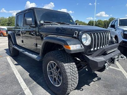 Used 2022 Jeep Gladiator Overland w/ Popular Equipment Package