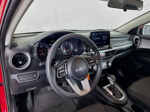 Certified 2023 Kia Forte LXS image 9