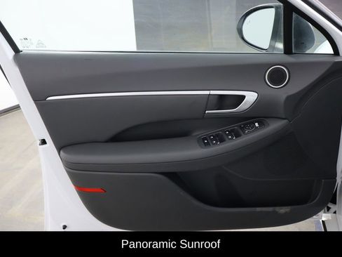 Used 2020 Hyundai Sonata SEL w/ Convenience + Sunroof Package FWD image 11