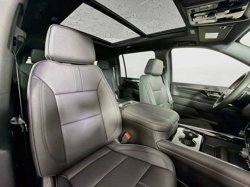 New 2026 Chevrolet Suburban RST w/ Comfort Package AWD/4WD image 26