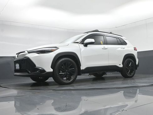 Used 2023 Toyota Corolla Cross XSE w/ Convenience Package image 51